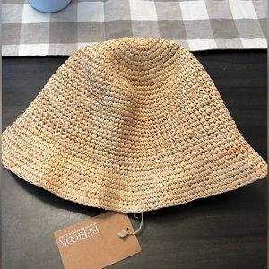 Berlook Raffia Bucket Hat NWT